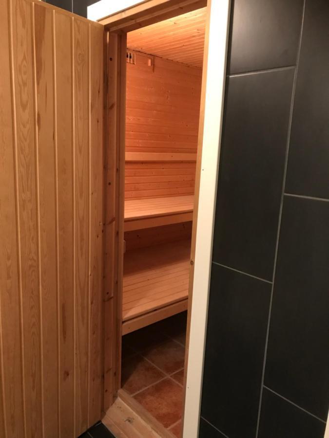 3-Rumslaegenhet I Villa Med Havsutsikt I Bastad Hindbaersvaegen 22 Buitenkant foto